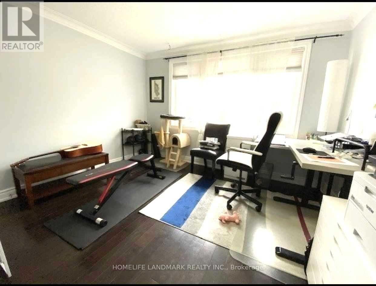 Main - 57 Glenside Avenue, Toronto, Ontario  M4L 2T6 - Photo 5 - E12756088