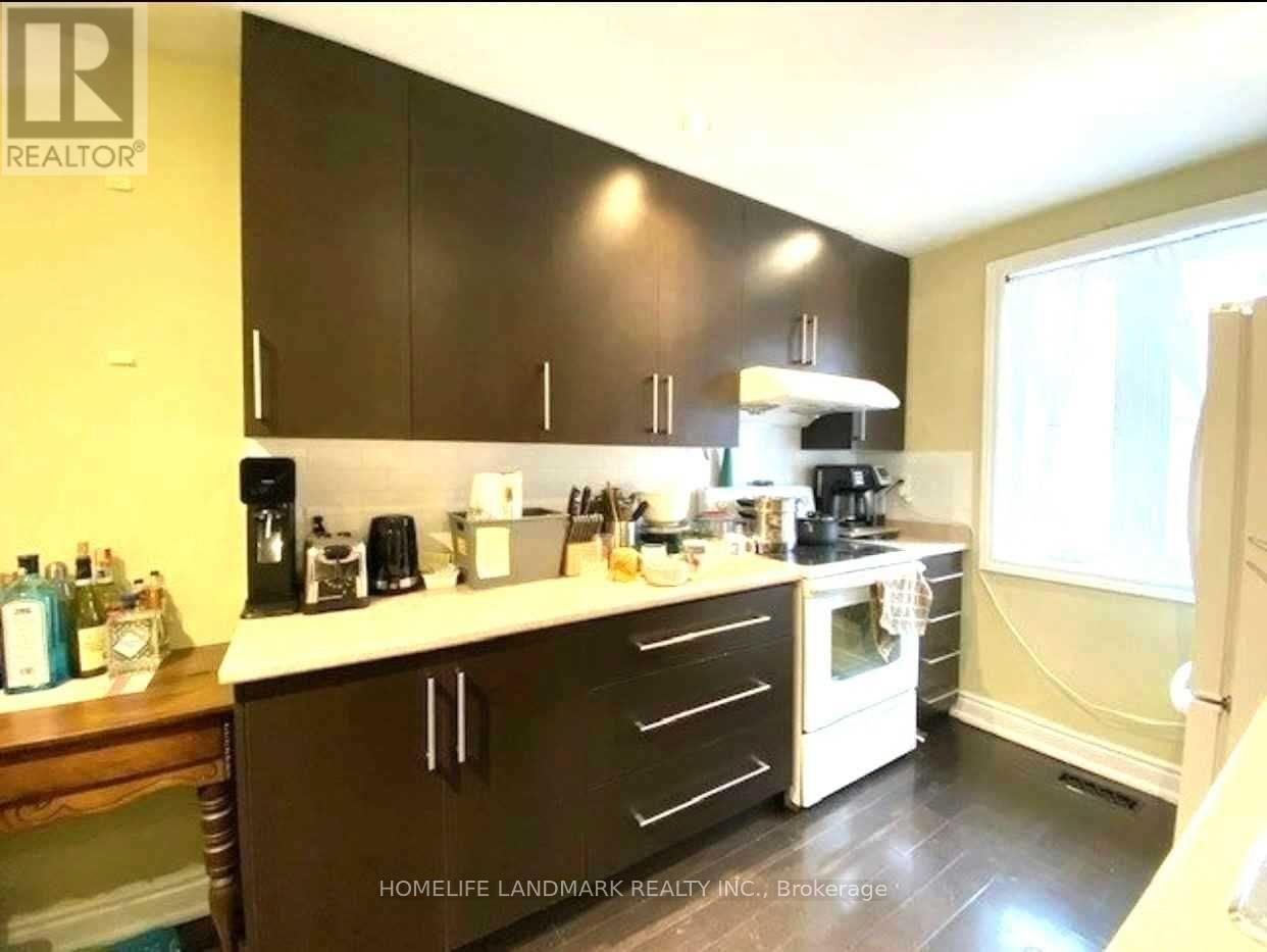 Main - 57 Glenside Avenue, Toronto, Ontario  M4L 2T6 - Photo 9 - E12756088