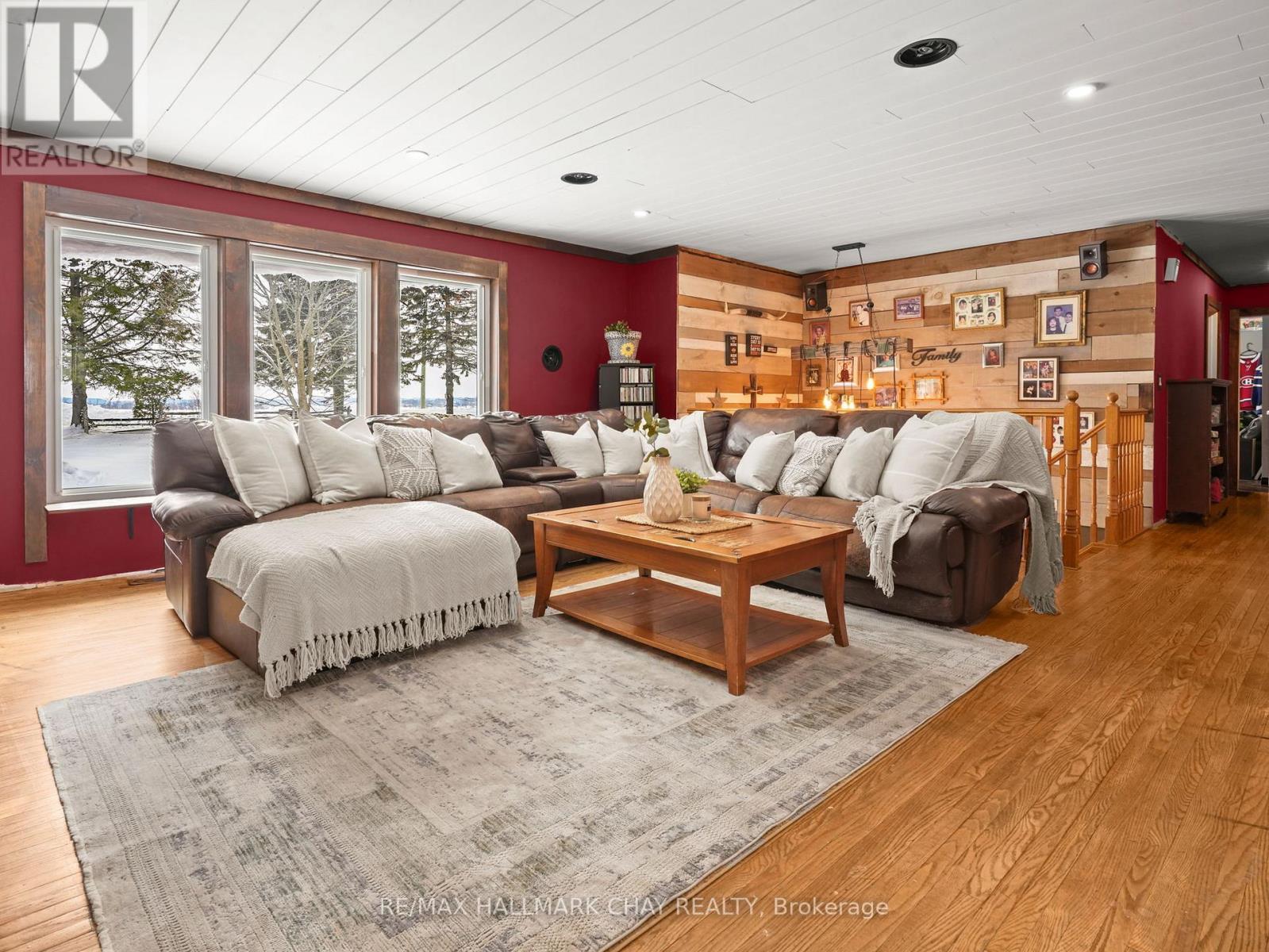 4684 10th Side Road, Essa, Ontario  L0L 2N0 - Photo 10 - N12756070