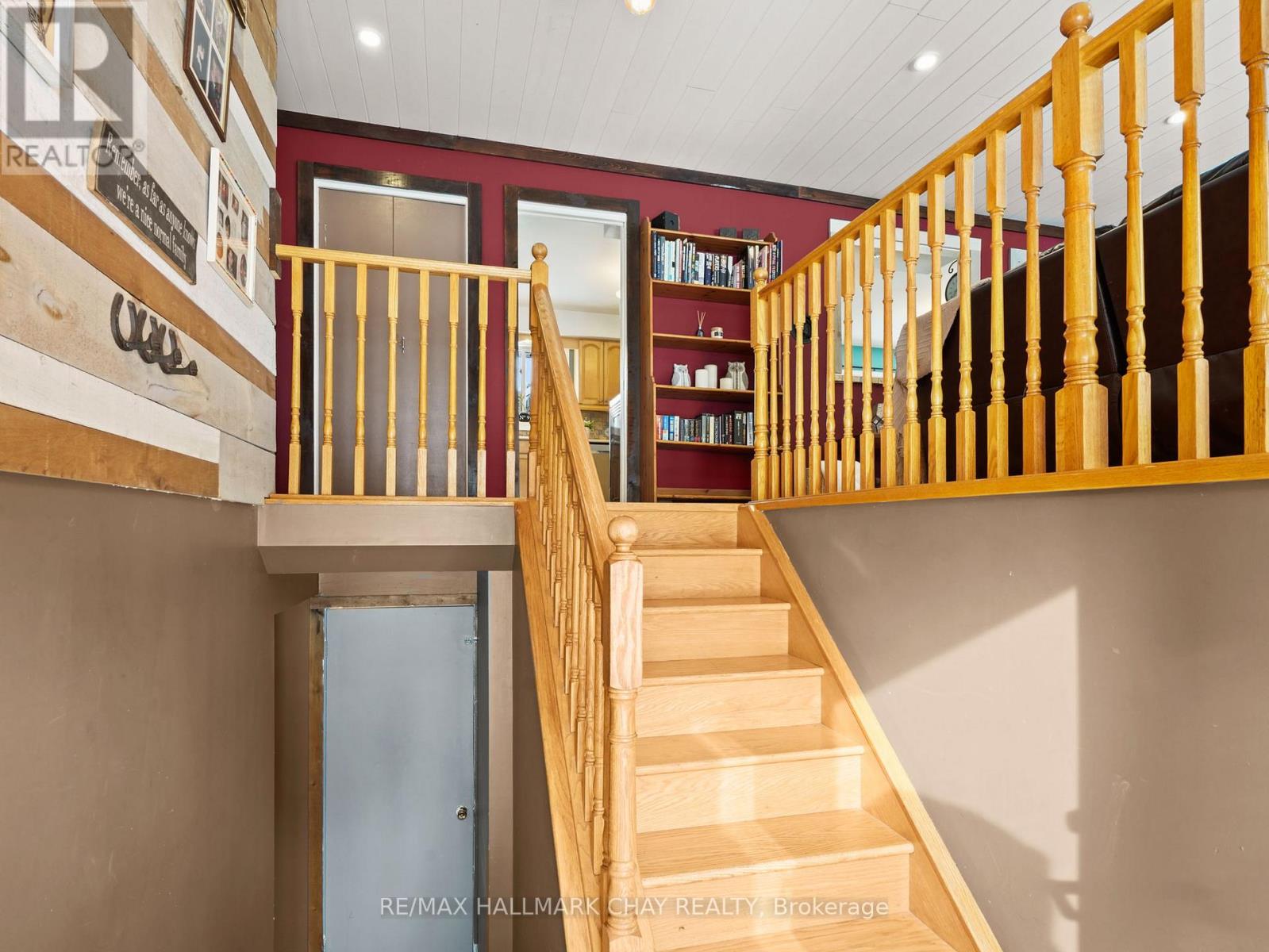 4684 10th Side Road, Essa, Ontario  L0L 2N0 - Photo 8 - N12756070