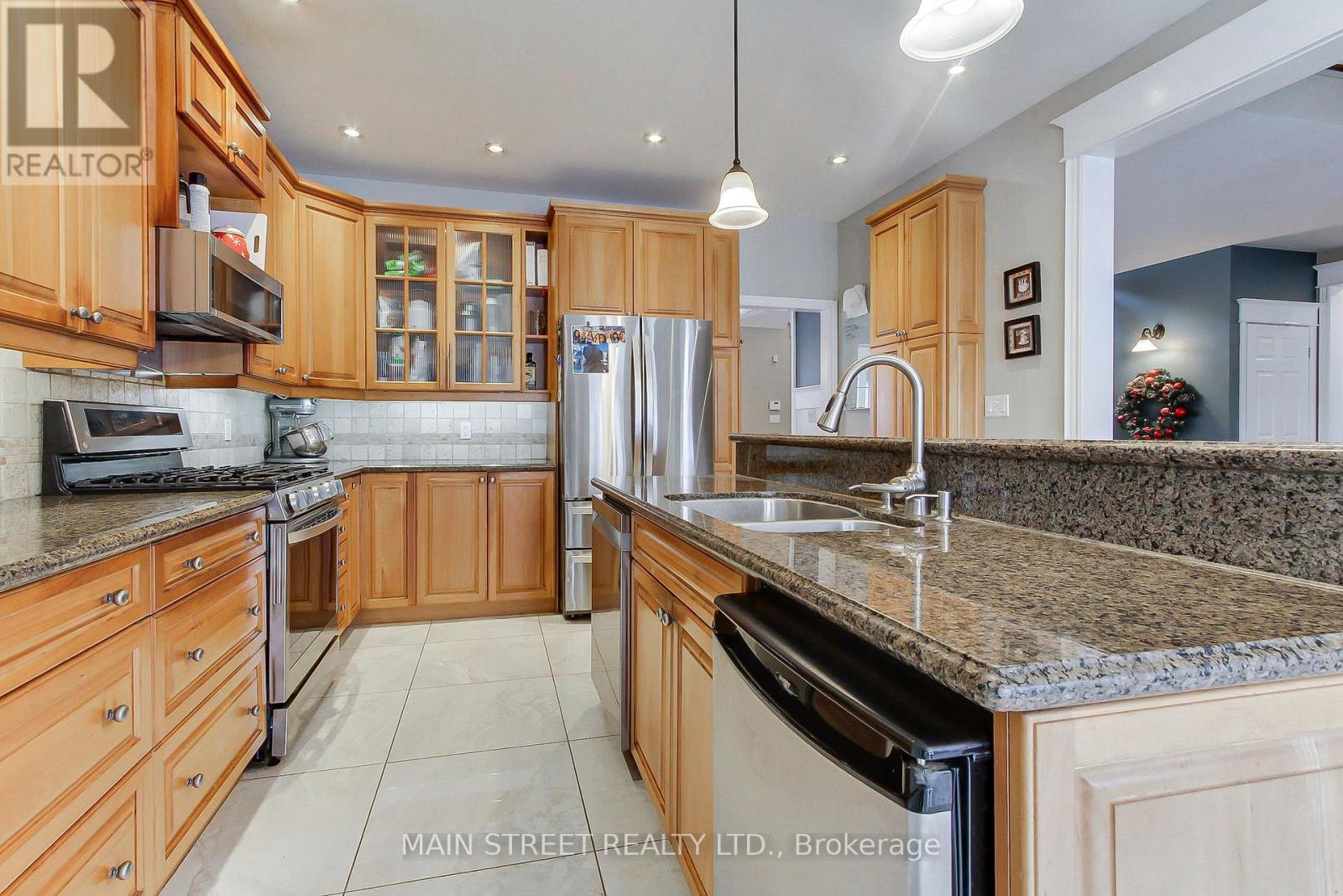 122 Davis Trail, Essa (Thornton), Ontario  L0L 2N0 - Photo 6 - N12756104