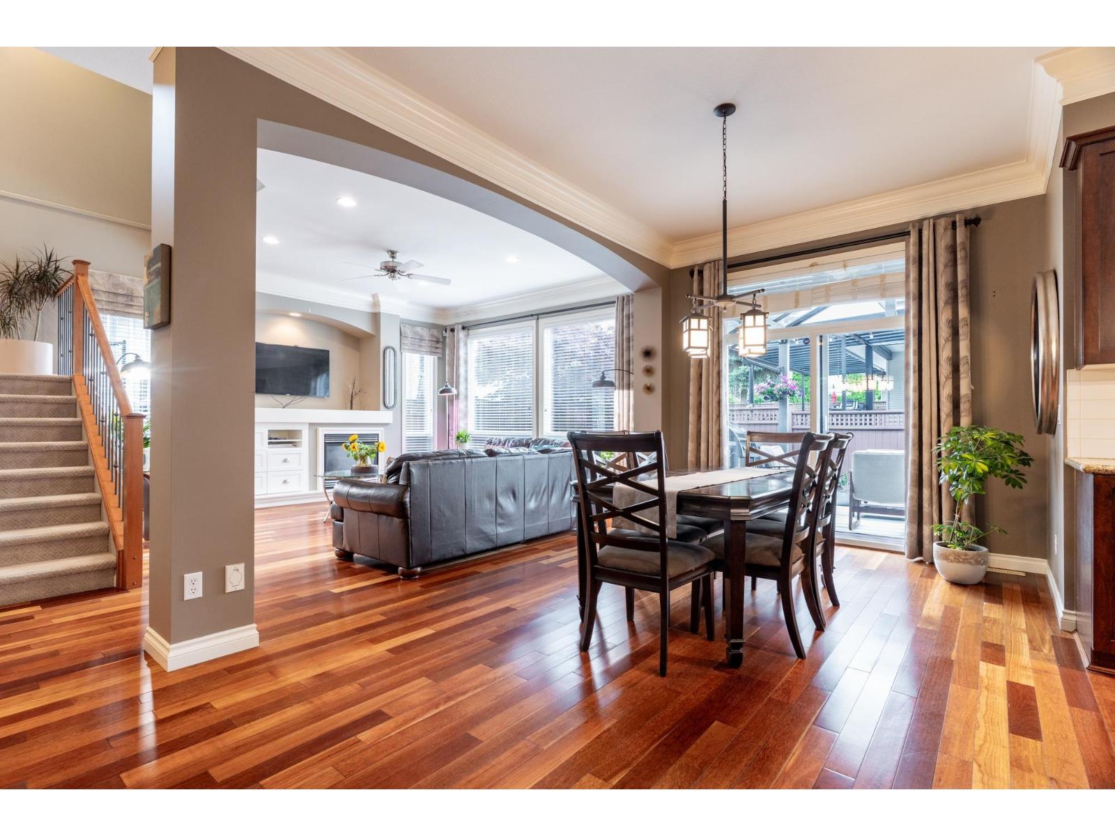 19657 69a Avenue, Langley, British Columbia  V2Y 3A6 - Photo 4 - R3071764