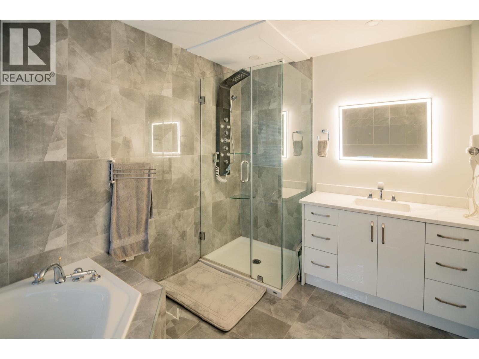 23717 110 Avenue, Maple Ridge, British Columbia  V2W 1E7 - Photo 31 - R3085260