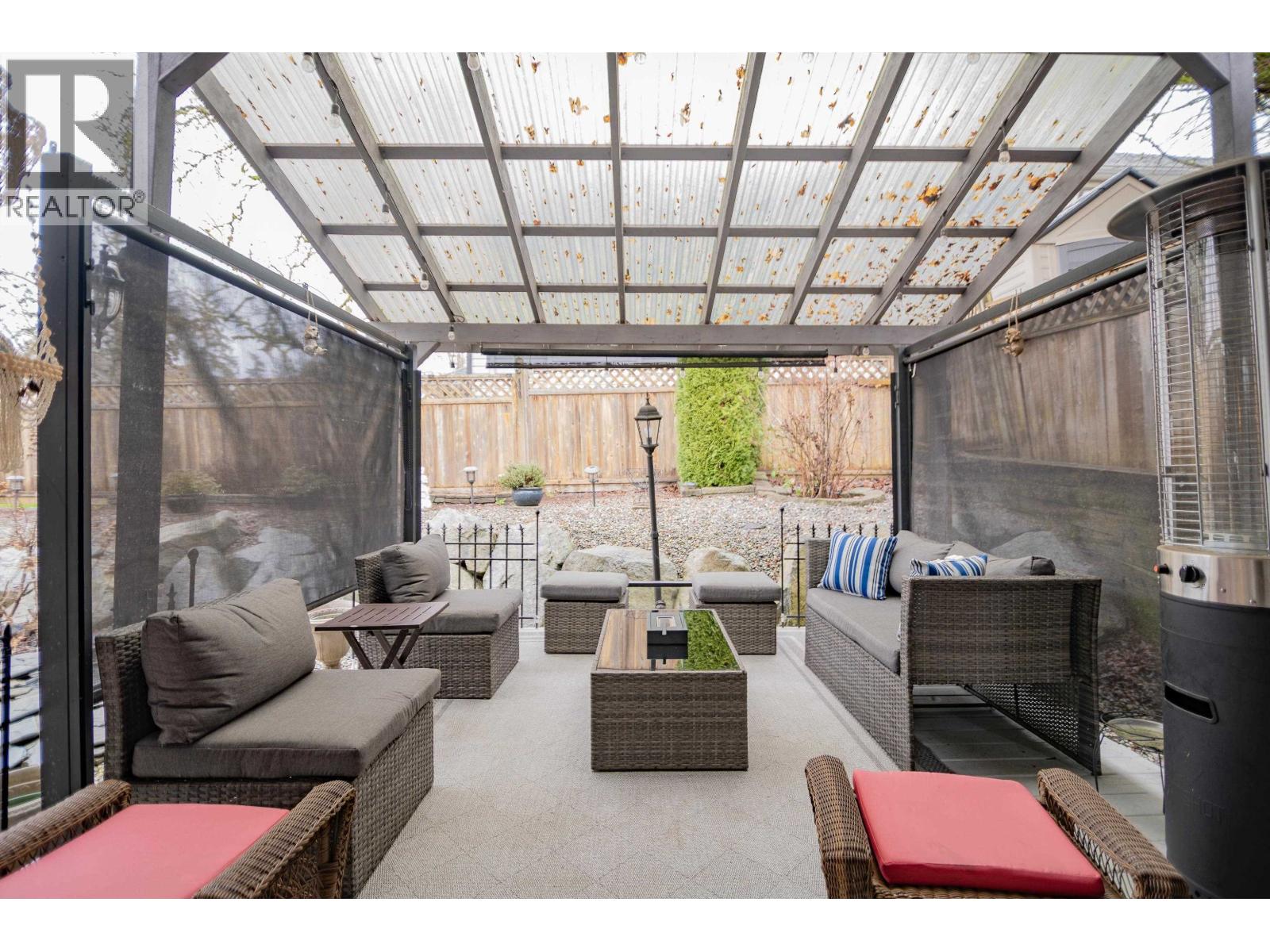 23717 110 Avenue, Maple Ridge, British Columbia  V2W 1E7 - Photo 8 - R3085260