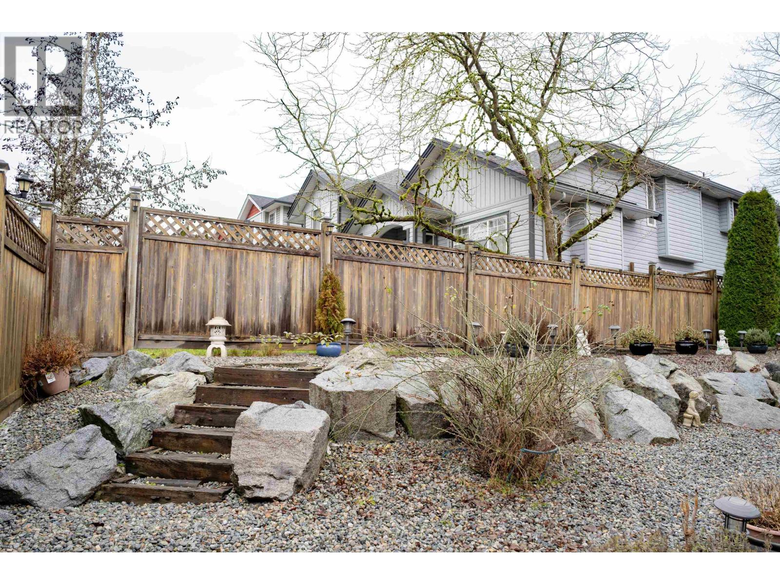 23717 110 Avenue, Maple Ridge, British Columbia  V2W 1E7 - Photo 4 - R3085260