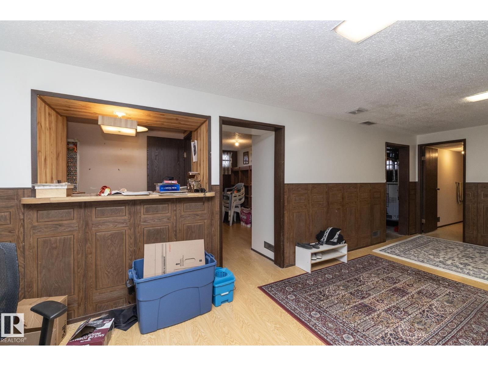 9020 152 Av Nw, Edmonton, Alberta  T5E 2R7 - Photo 18 - E4472121