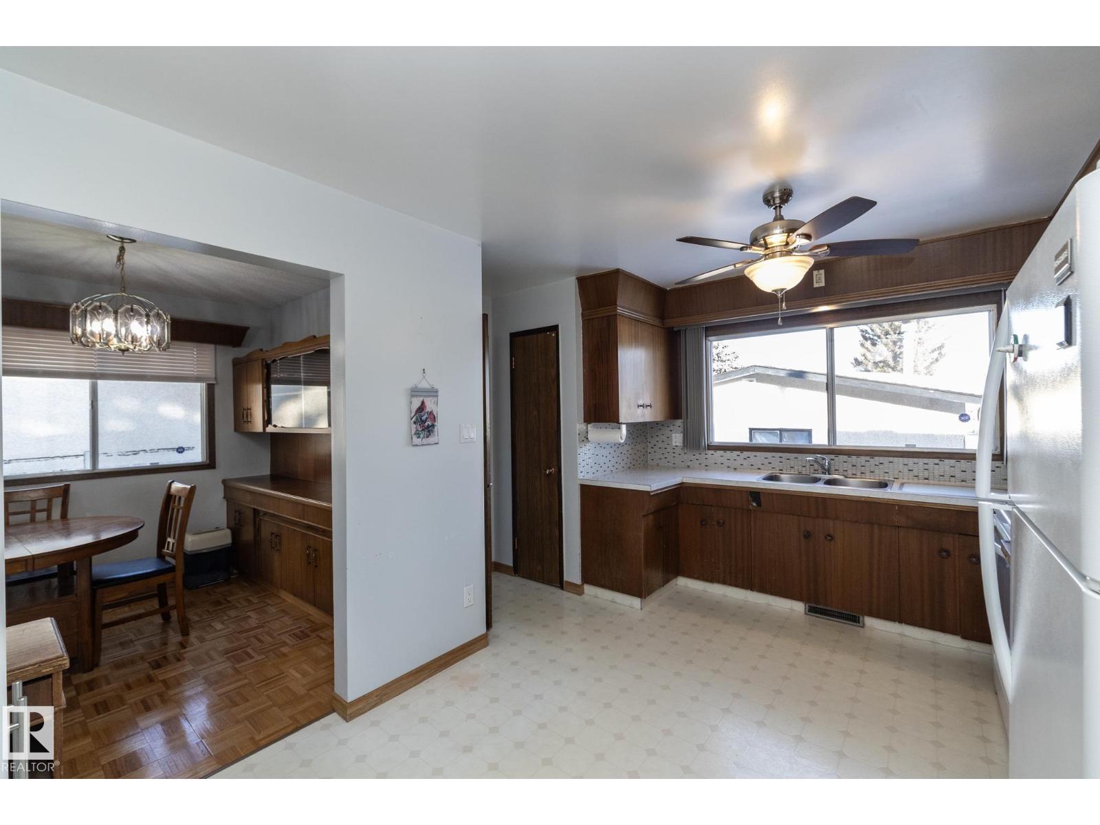 9020 152 Av Nw, Edmonton, Alberta  T5E 2R7 - Photo 7 - E4472121