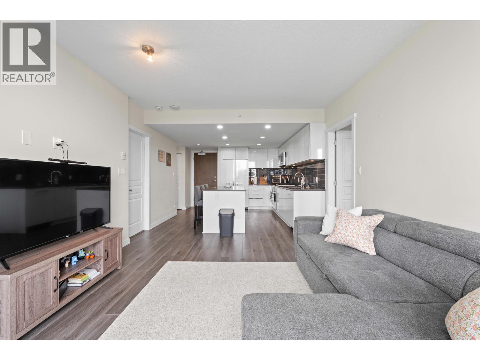 1605 3096 Windsor Gate, Coquitlam, British Columbia  V3B 0P4 - Photo 7 - R3086420