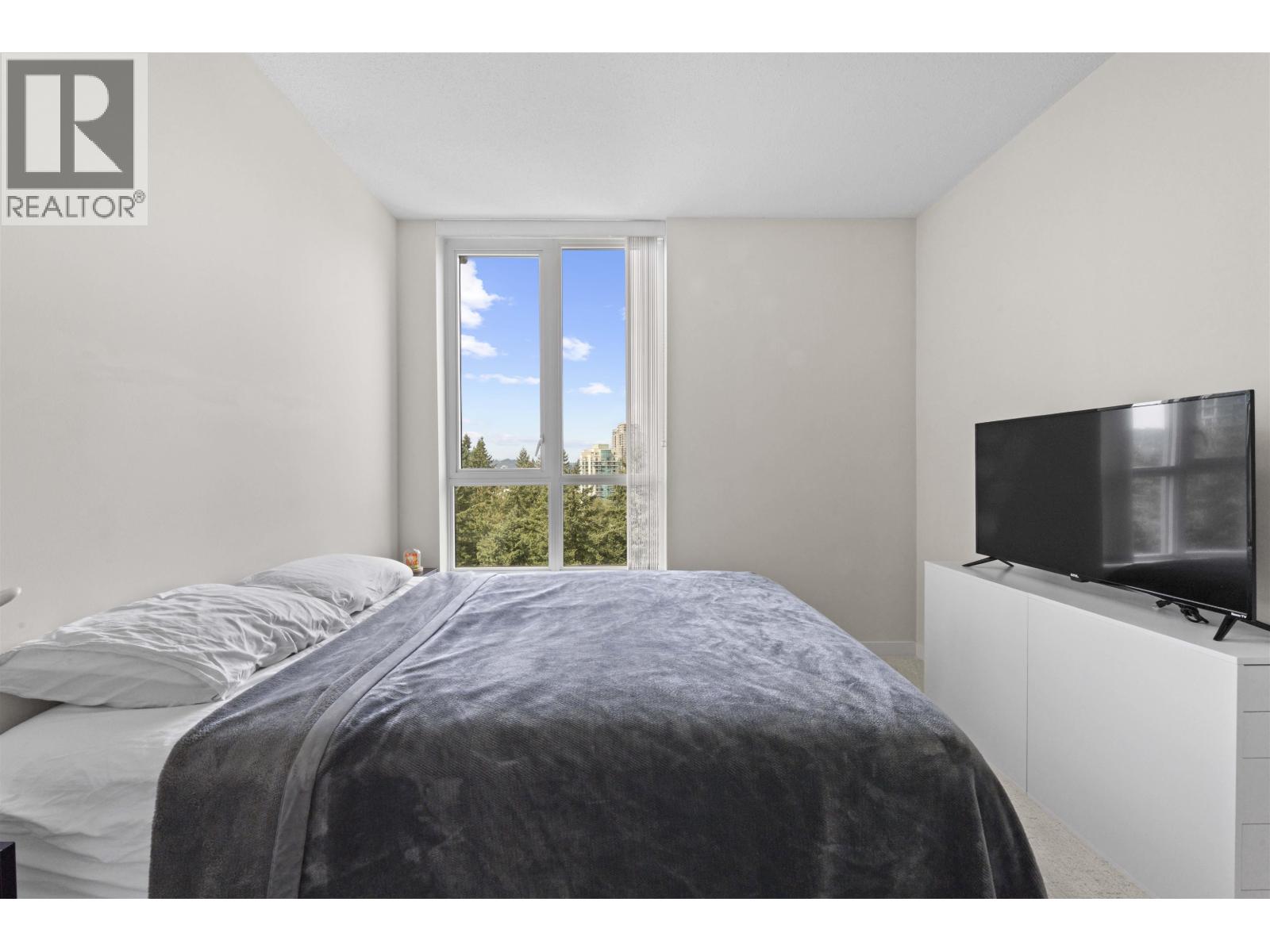 1605 3096 Windsor Gate, Coquitlam, British Columbia  V3B 0P4 - Photo 10 - R3086420