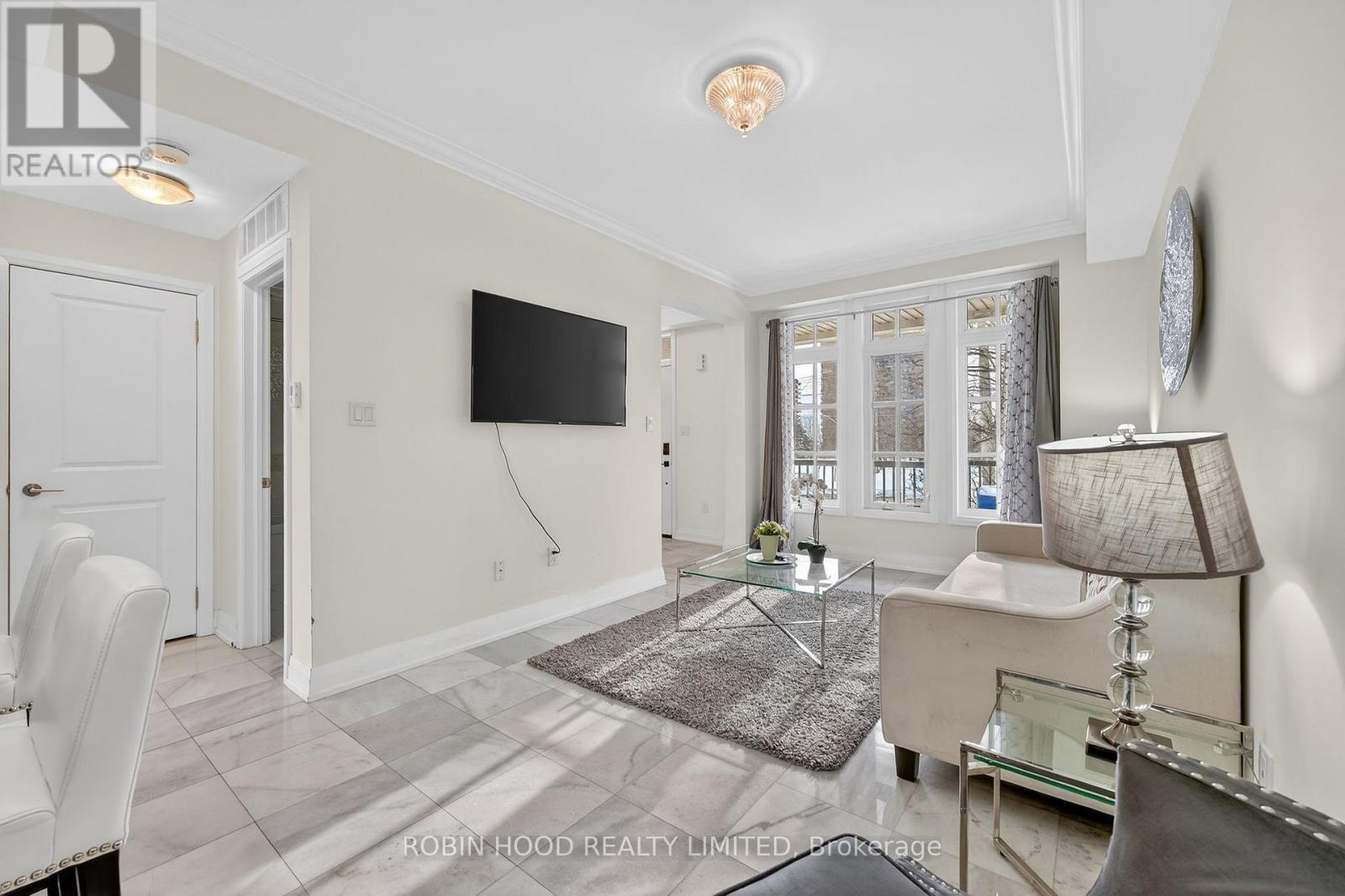 Suite 8 - 3071 Cawthra Road, Mississauga (Applewood), Ontario  L5A 2X4 - Photo 10 - W12756086