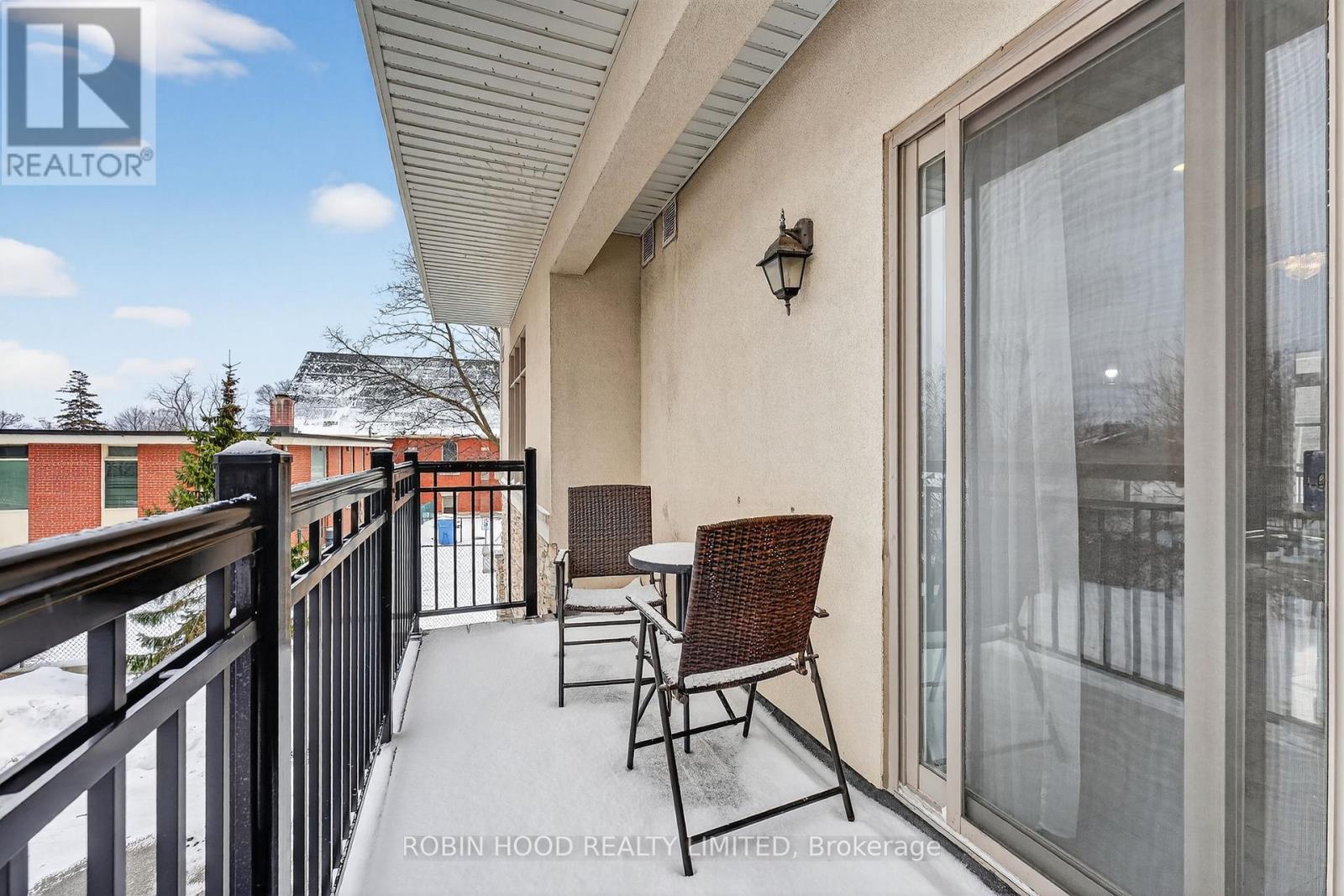 Suite 8 - 3071 Cawthra Road, Mississauga (Applewood), Ontario  L5A 2X4 - Photo 18 - W12756086