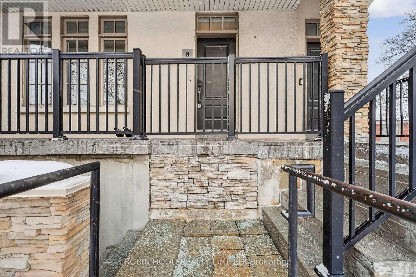 Suite 8 - 3071 Cawthra Road, Mississauga (Applewood), Ontario  L5A 2X4 - Photo 25 - W12756086