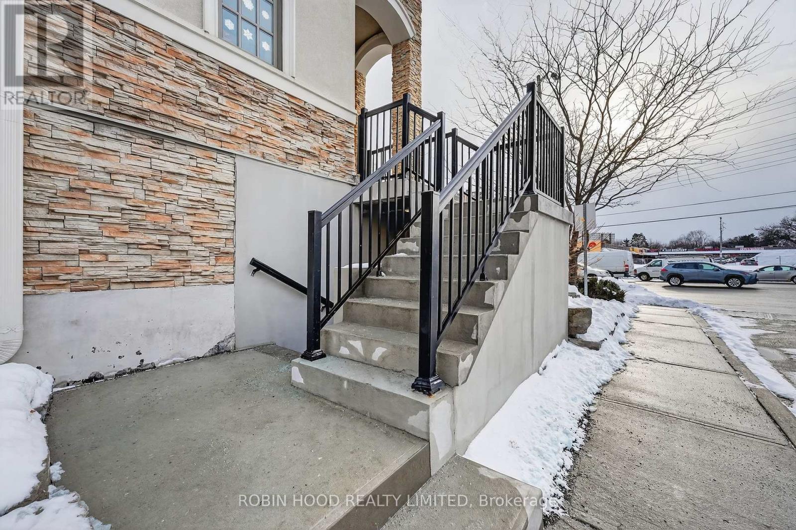 Suite 8 - 3071 Cawthra Road, Mississauga (Applewood), Ontario  L5A 2X4 - Photo 30 - W12756086