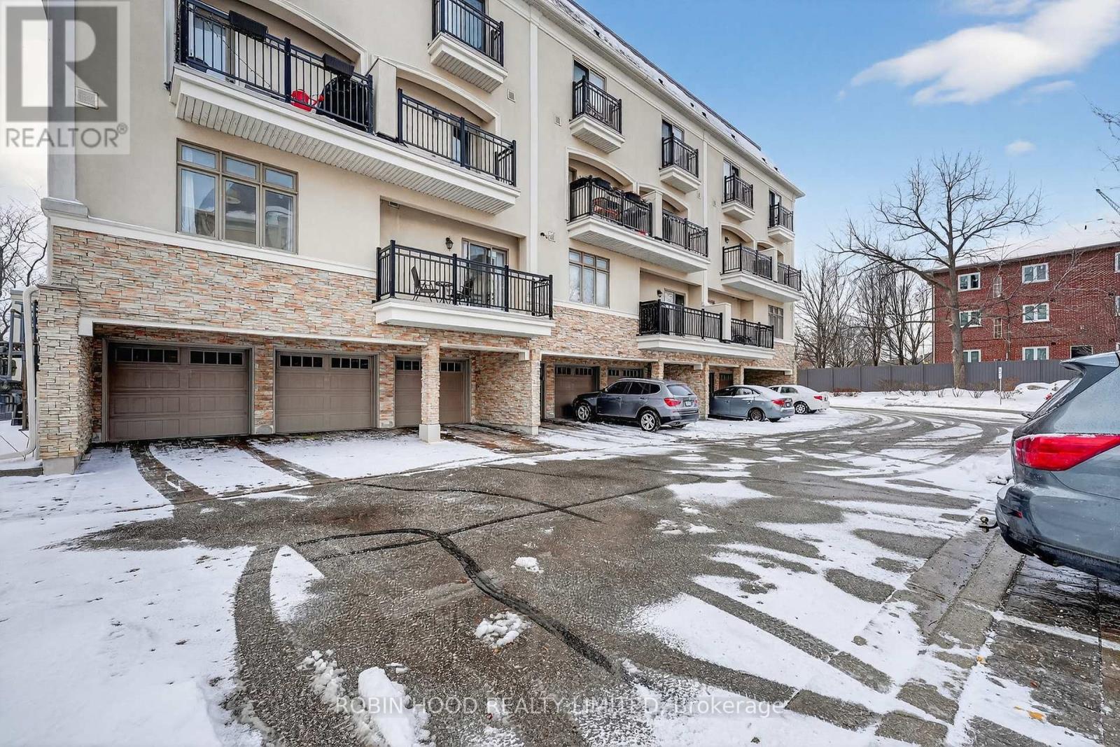 Suite 8 - 3071 Cawthra Road, Mississauga (Applewood), Ontario  L5A 2X4 - Photo 31 - W12756086