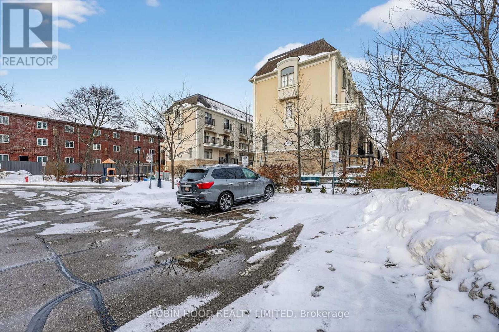 Suite 8 - 3071 Cawthra Road, Mississauga (Applewood), Ontario  L5A 2X4 - Photo 32 - W12756086