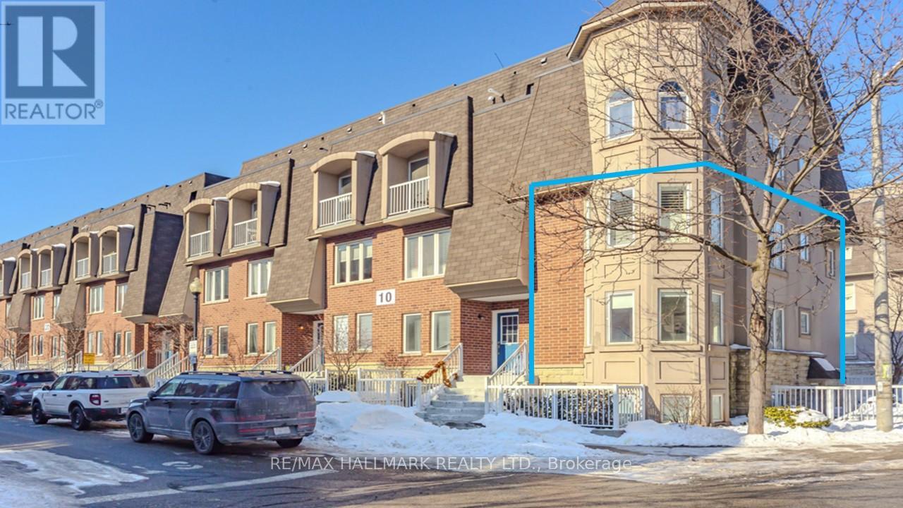 101 - 10 Turntable Crescent, Toronto, Ontario M6H 4K9 - Photo 1 - W12756098