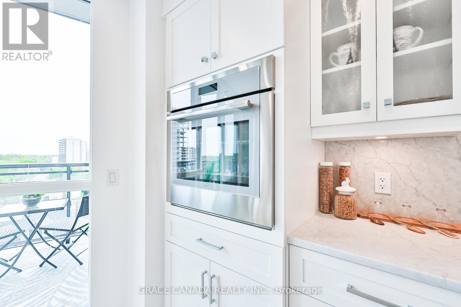 704 - 2060 Lakeshore Road, Burlington (Brant), Ontario  L7R 0G2 - Photo 9 - W12755930