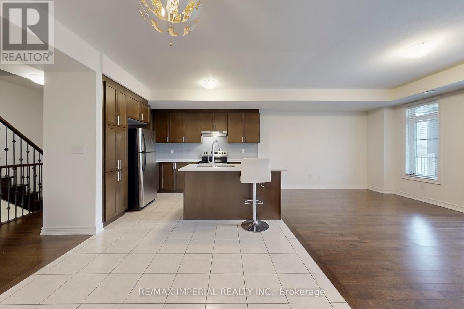 18 John Rudkin Lane, Markham, Ontario  L6B 1N7 - Photo 5 - N12751670