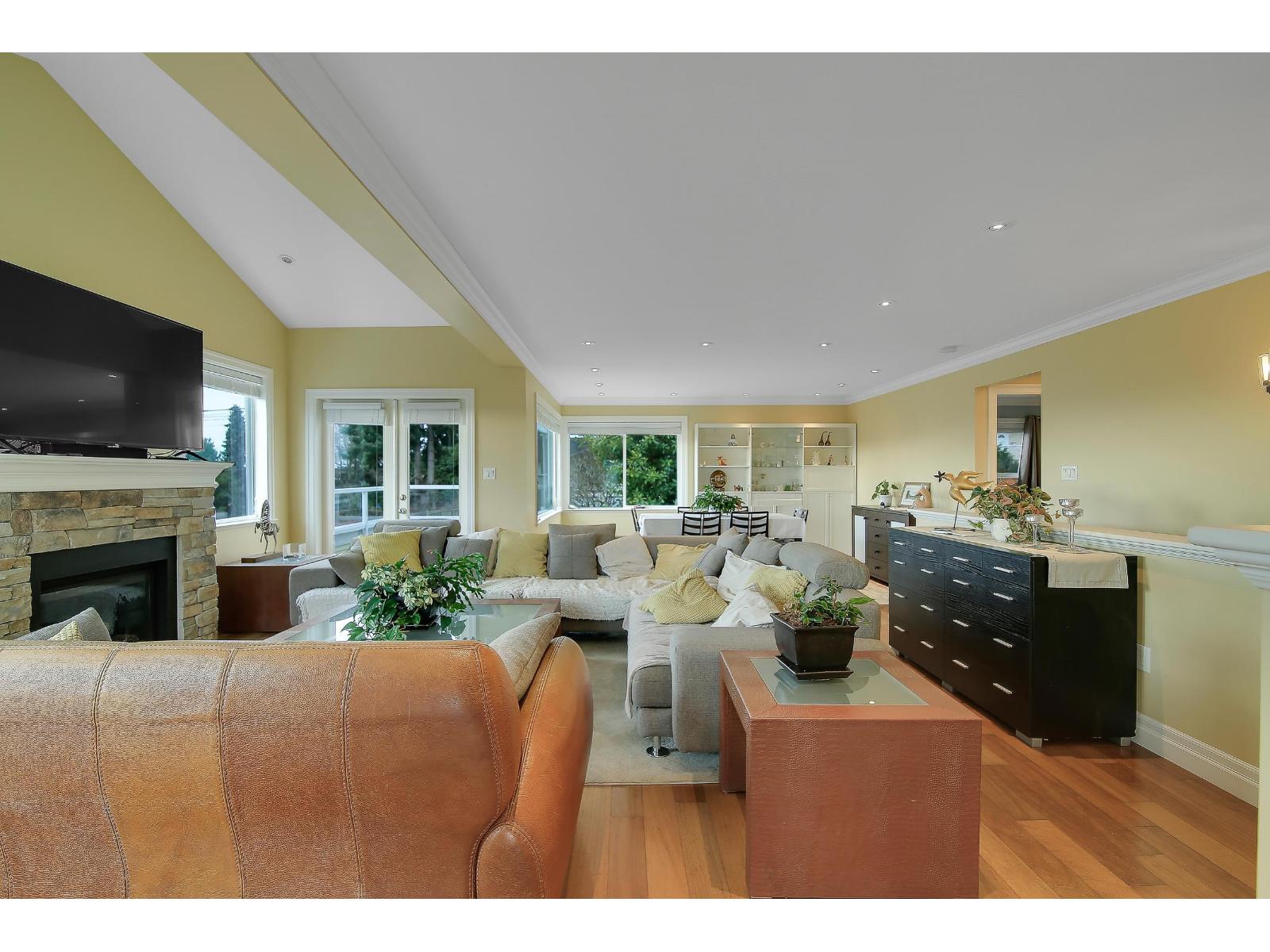 1050 Parker Street, White Rock, British Columbia  V4B 4R7 - Photo 14 - R3086294