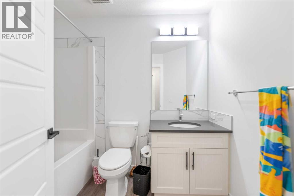 208 Dawson Circle, Chestermere, Alberta  T1X 2R2 - Photo 23 - A2281574