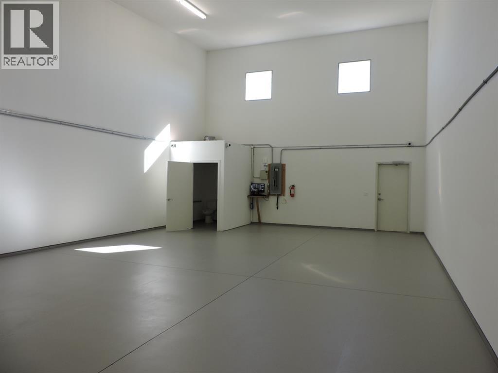 103b, 303 Larch Close, Rural Red Deer County, Alberta  T4E 1B4 - Photo 3 - A2280564