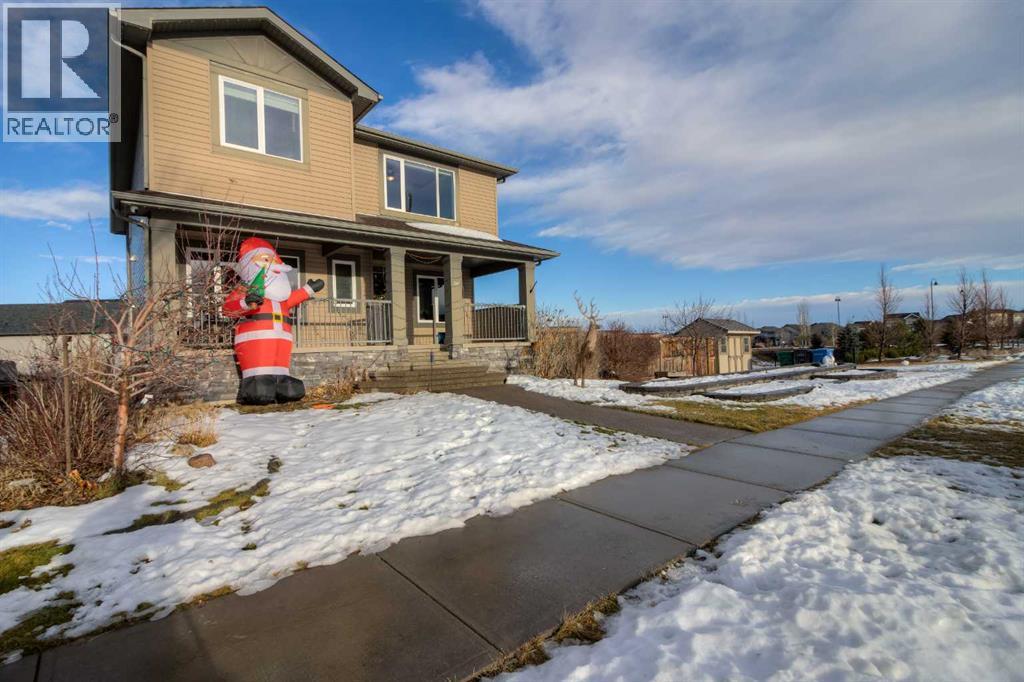 541 Aquitania Boulevard W, Lethbridge, Alberta  T1J 5G7 - Photo 48 - A2272884