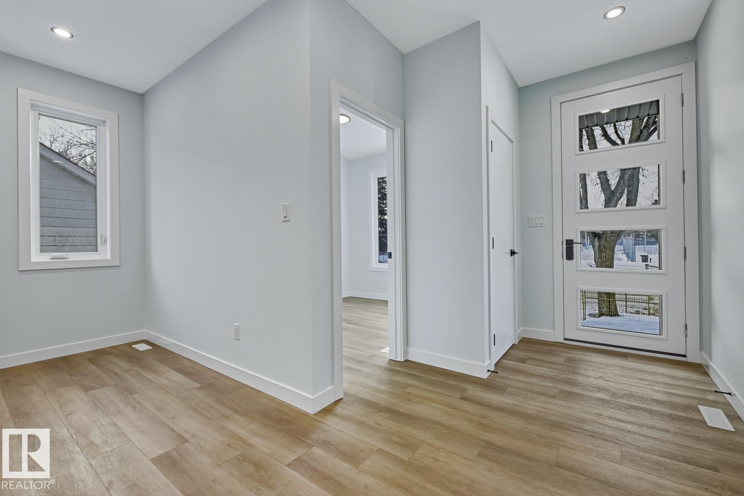 9627 152 St Nw Nw, Edmonton, Alberta  T5W 1W7 - Photo 11 - E4472079