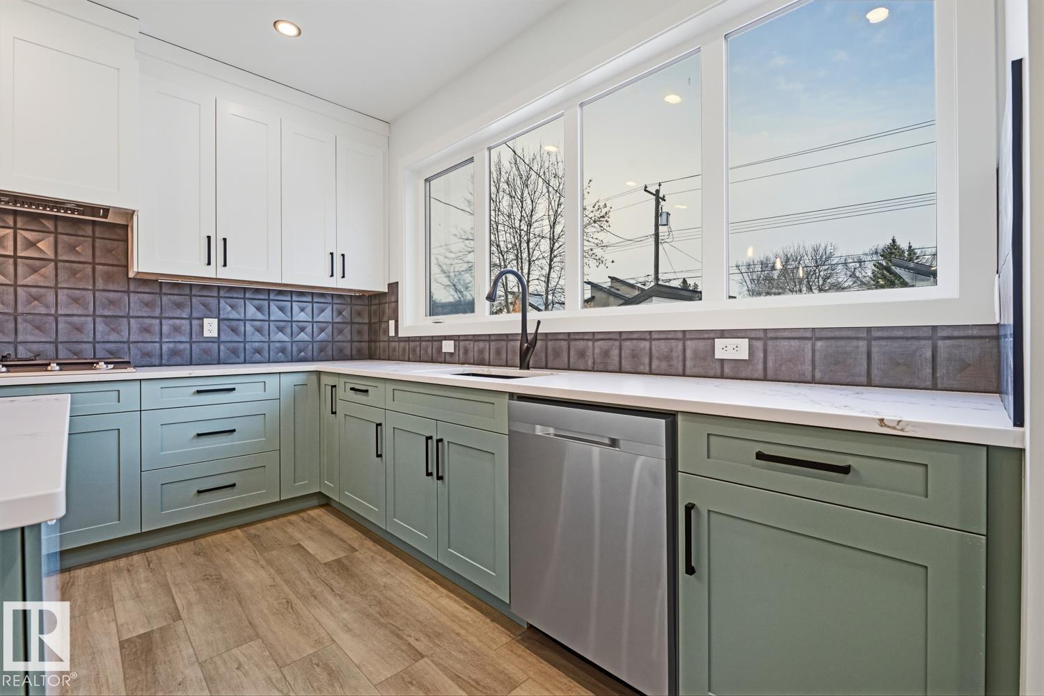 9627 152 St Nw Nw, Edmonton, Alberta  T5W 1W7 - Photo 12 - E4472079