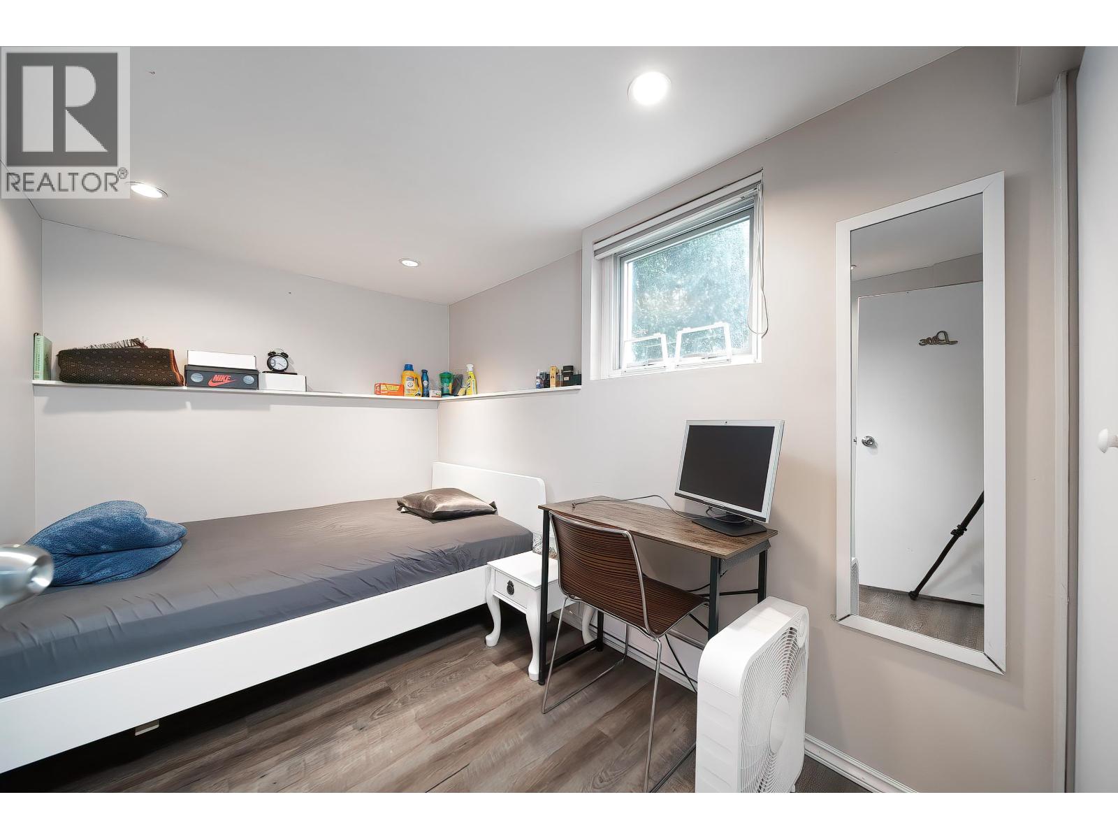 2779 W 13th Avenue, Vancouver, British Columbia  V6K 2T5 - Photo 33 - R3084400