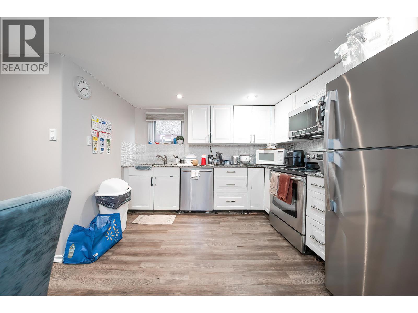 2779 W 13th Avenue, Vancouver, British Columbia  V6K 2T5 - Photo 37 - R3084400