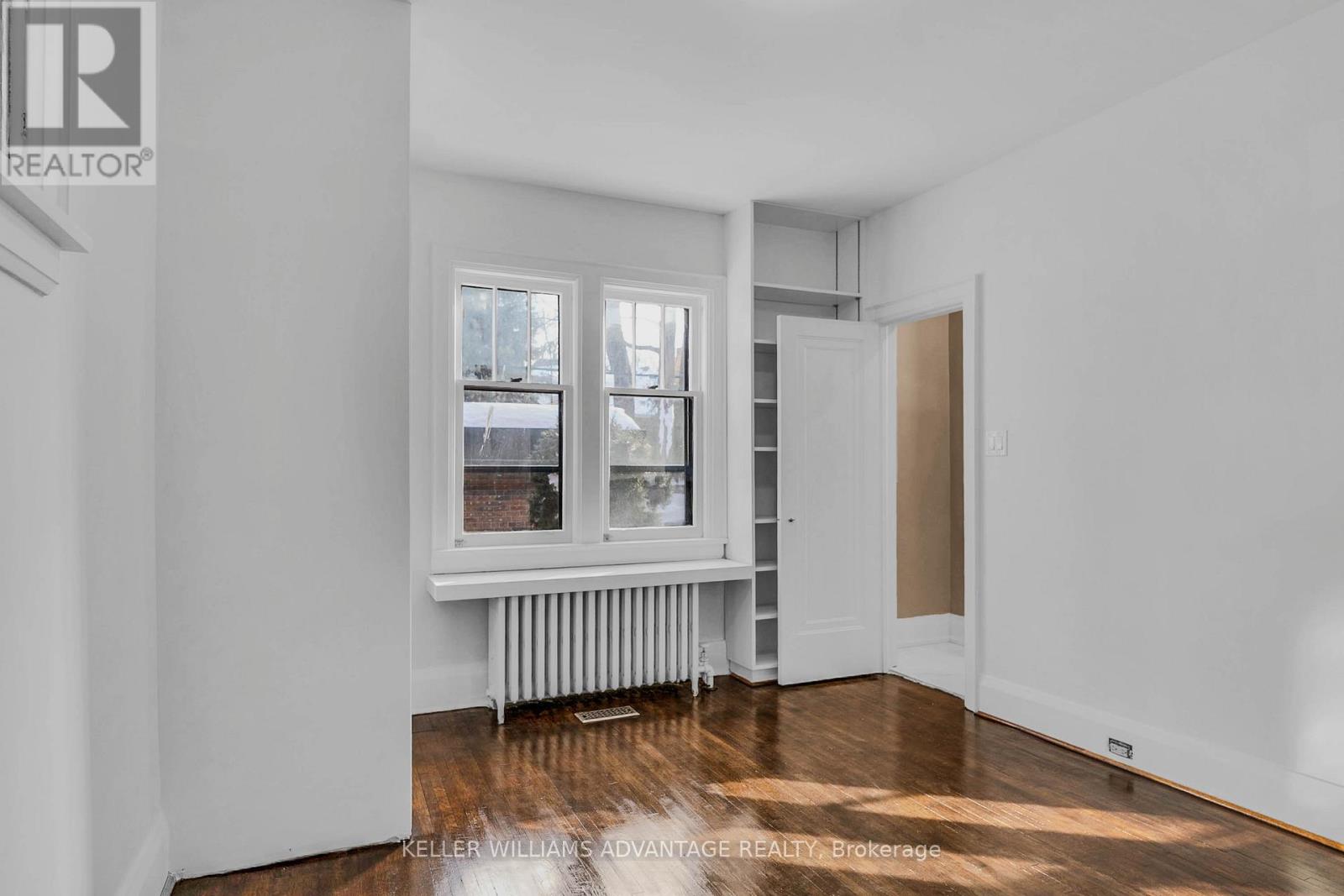 33 Whitehall Road, Toronto (Rosedale-Moore Park), Ontario  M4W 2C5 - Photo 17 - C12756114