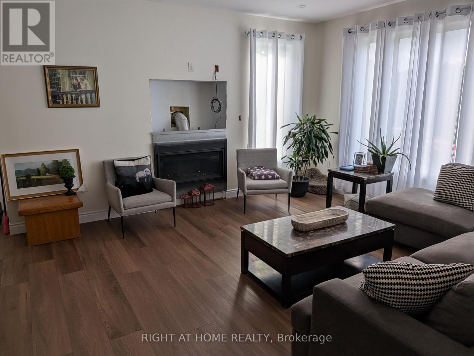 5 Phair Avenue, Clarington, Ontario  L1E 2W5 - Photo 11 - E12756106