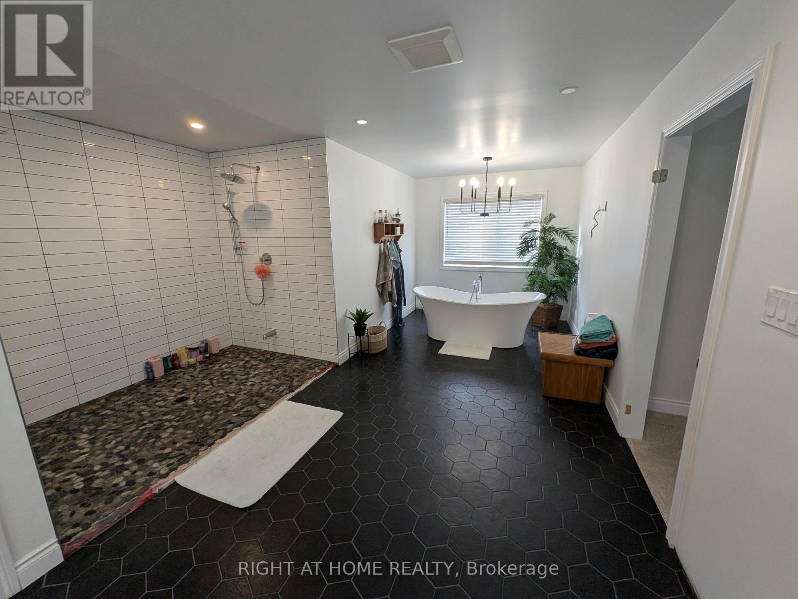 5 Phair Avenue, Clarington, Ontario  L1E 2W5 - Photo 15 - E12756106