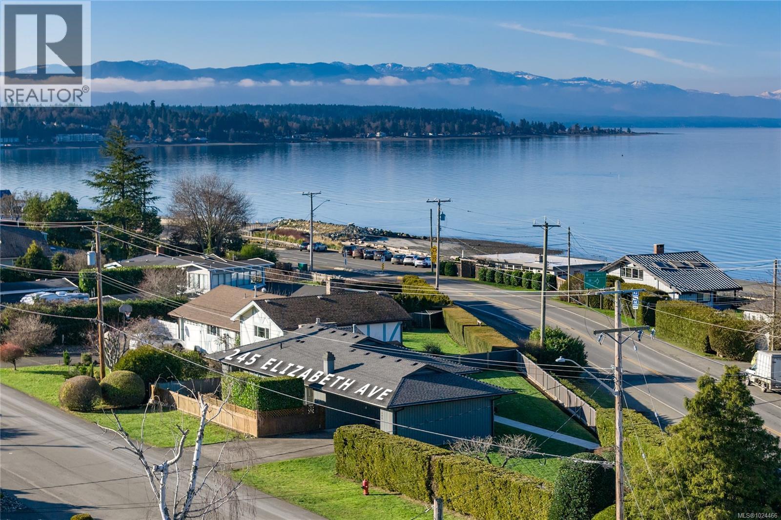 245 Elizabeth Ave, Qualicum Beach, British Columbia  V9K 1G8 - Photo 2 - 1024466