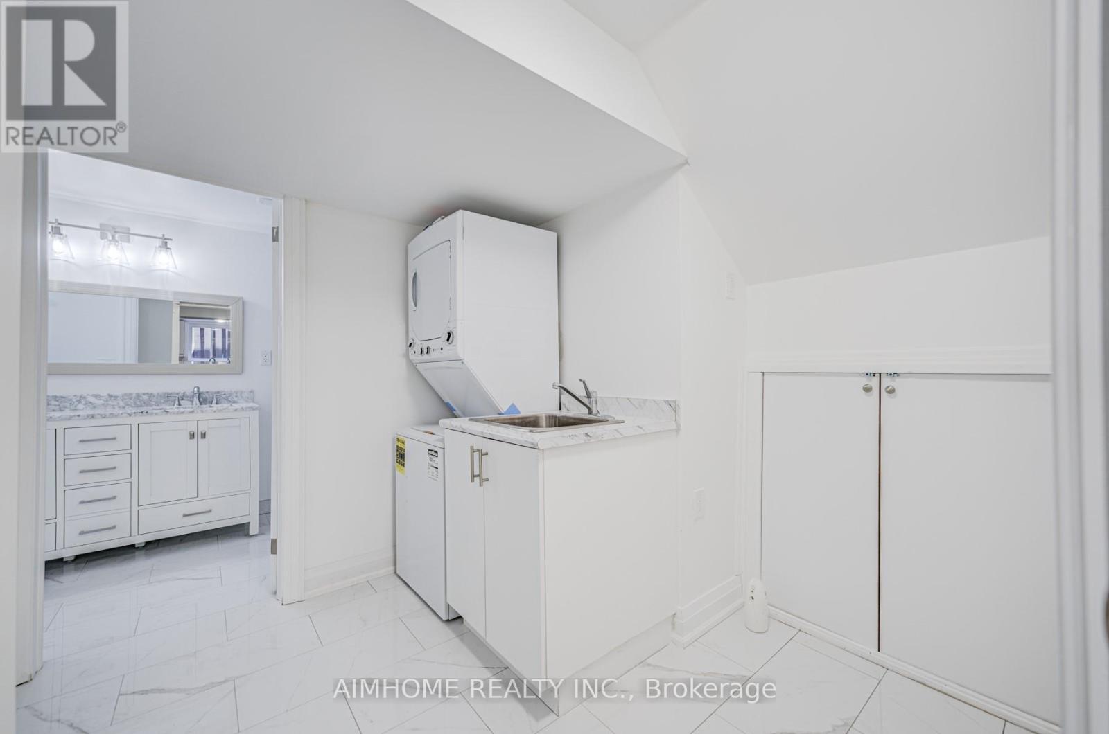 Lower - 2575 Benedet Drive N, Mississauga (Clarkson), Ontario  L5J 4H6 - Photo 9 - W12756118