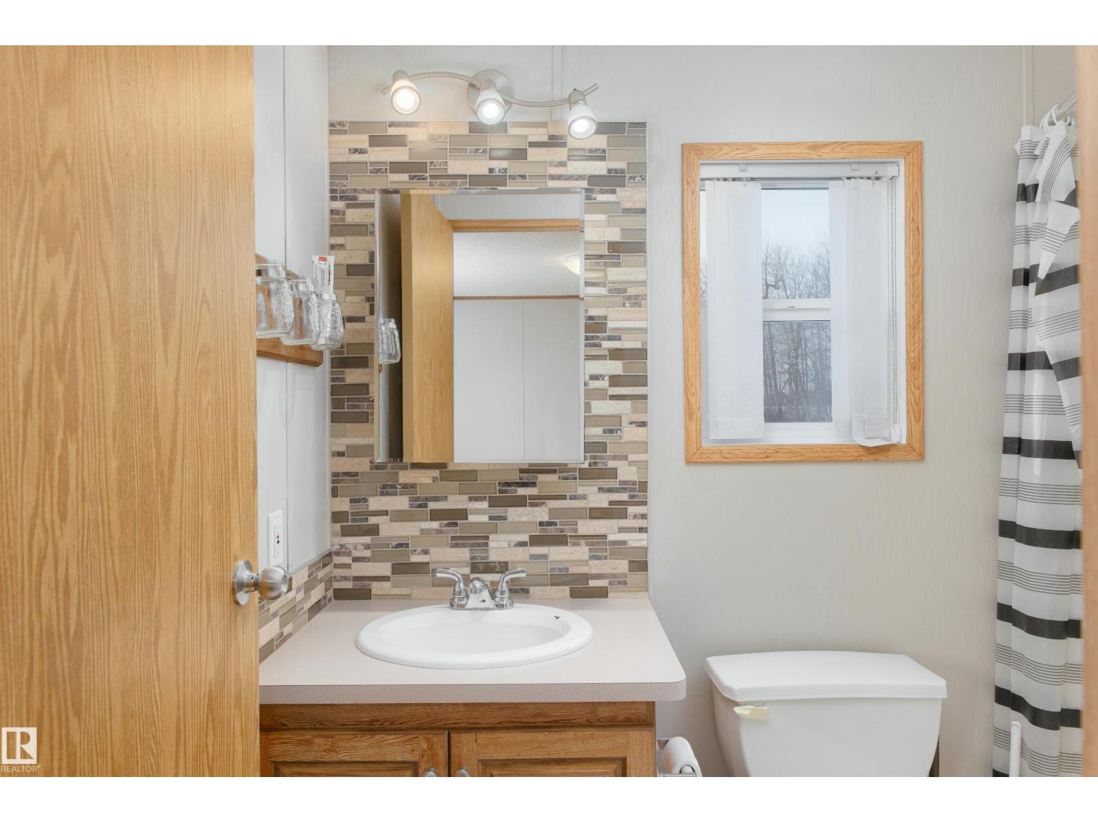 59317 Rge Rd 51, Rural Barrhead County, Alberta  T7N 1N3 - Photo 19 - E4472123