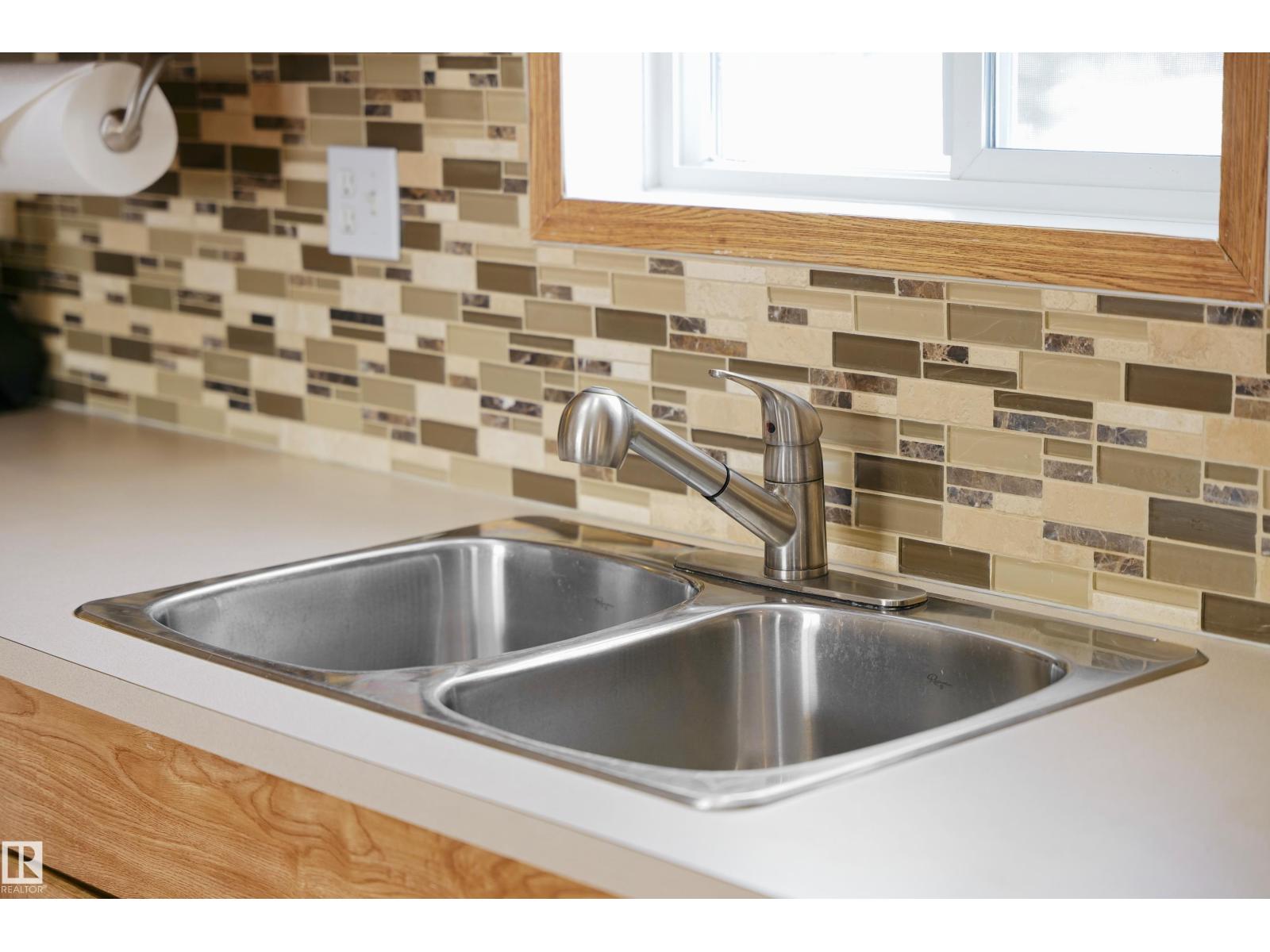 59317 Rge Rd 51, Rural Barrhead County, Alberta  T7N 1N3 - Photo 9 - E4472123