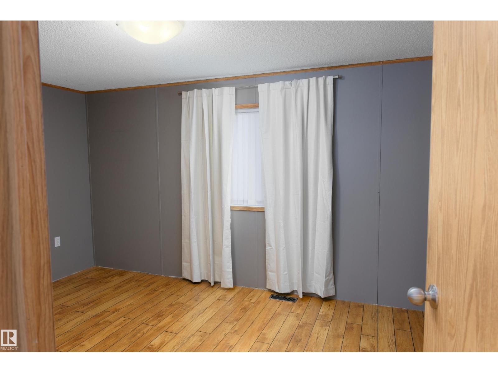 59317 Rge Rd 51, Rural Barrhead County, Alberta  T7N 1N3 - Photo 36 - E4472123