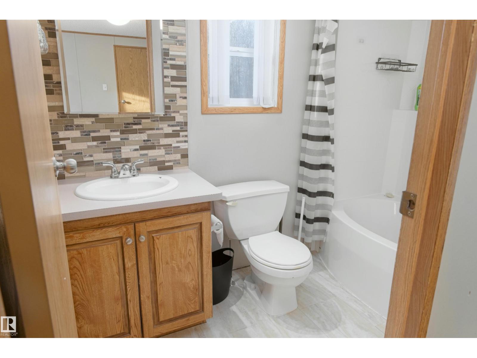 59317 Rge Rd 51, Rural Barrhead County, Alberta  T7N 1N3 - Photo 18 - E4472123