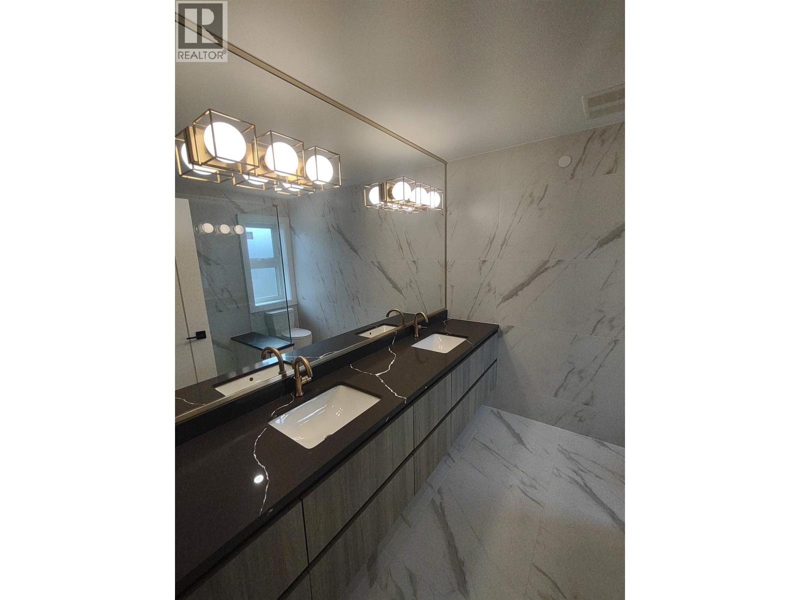 2 1706 W 68 Avenue, Vancouver, British Columbia  V6P 2V8 - Photo 9 - R3059734