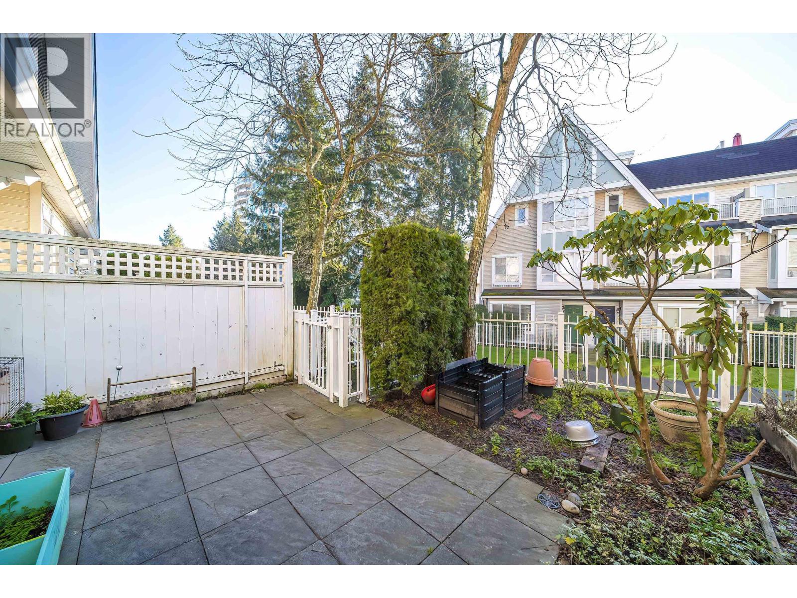 54 6577 Southoaks Crescent, Burnaby, British Columbia  V5E 4J9 - Photo 7 - R3086202