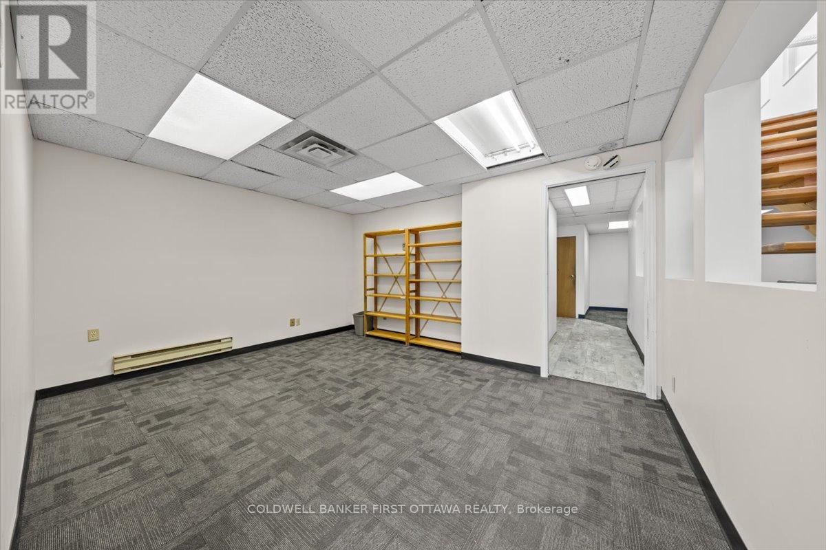 18 - 77 Auriga Drive, Ottawa, Ontario  K2E 7Z7 - Photo 8 - X12756160