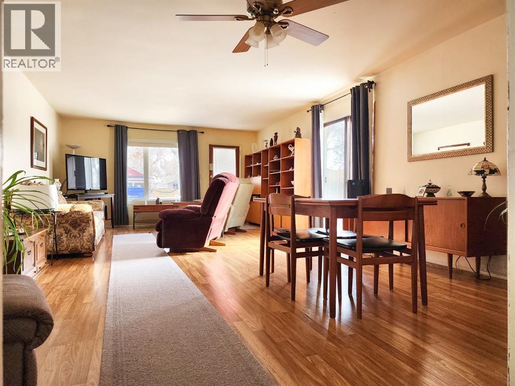 5213 2nd Street West, Claresholm, Alberta  T0L 0T0 - Photo 6 - A2277205