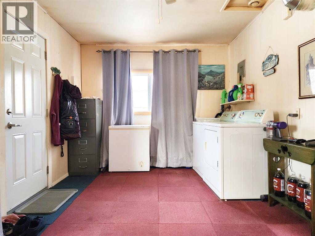 5213 2nd Street West, Claresholm, Alberta  T0L 0T0 - Photo 19 - A2277205