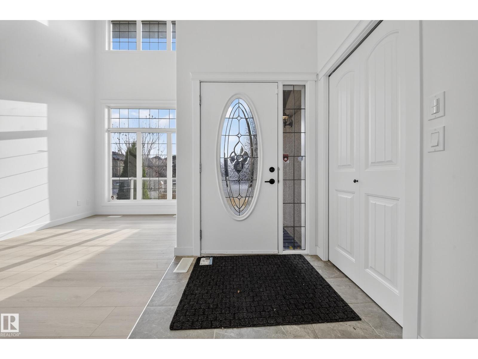 10916 175 Av Nw, Edmonton, Alberta  T5Y 0B7 - Photo 14 - E4472129