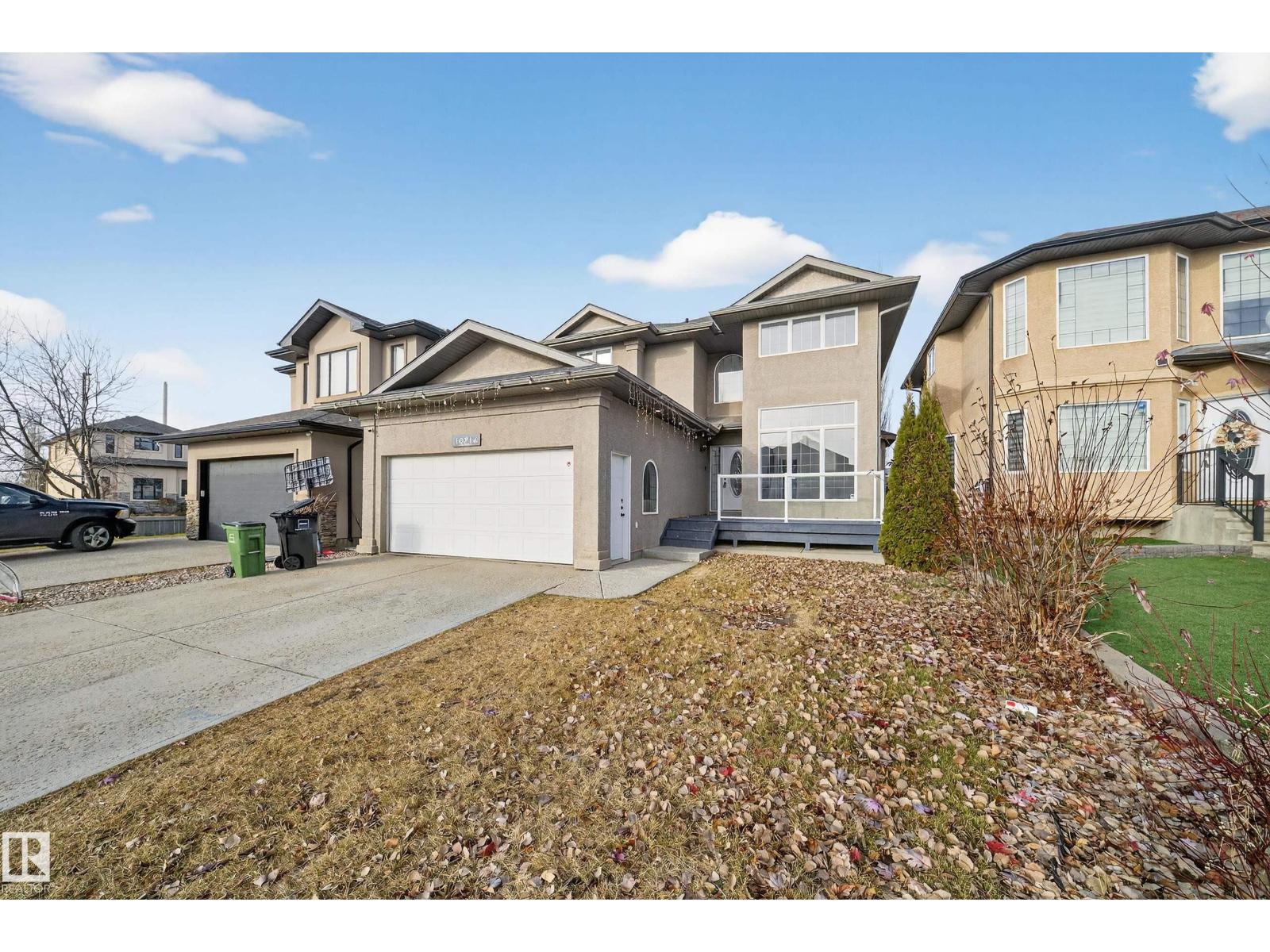 10916 175 Av Nw, Edmonton, Alberta  T5Y 0B7 - Photo 3 - E4472129