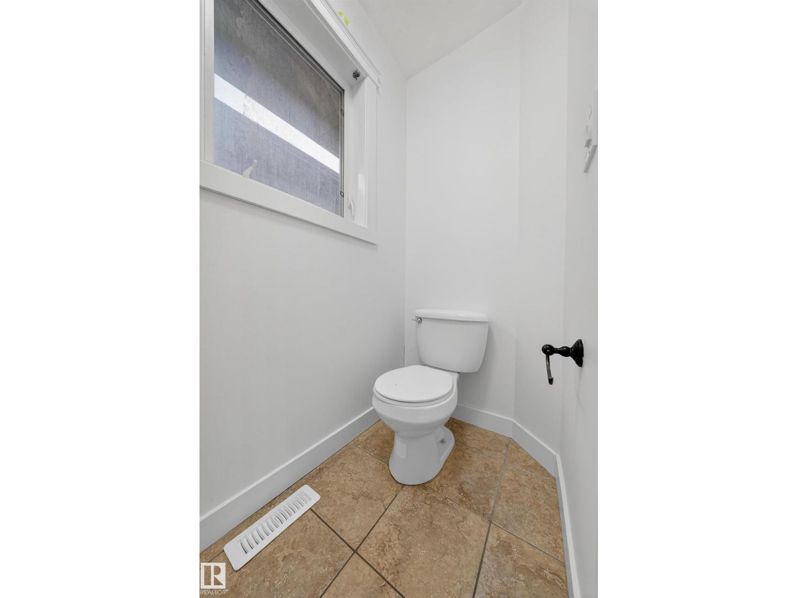 10916 175 Av Nw, Edmonton, Alberta  T5Y 0B7 - Photo 45 - E4472129