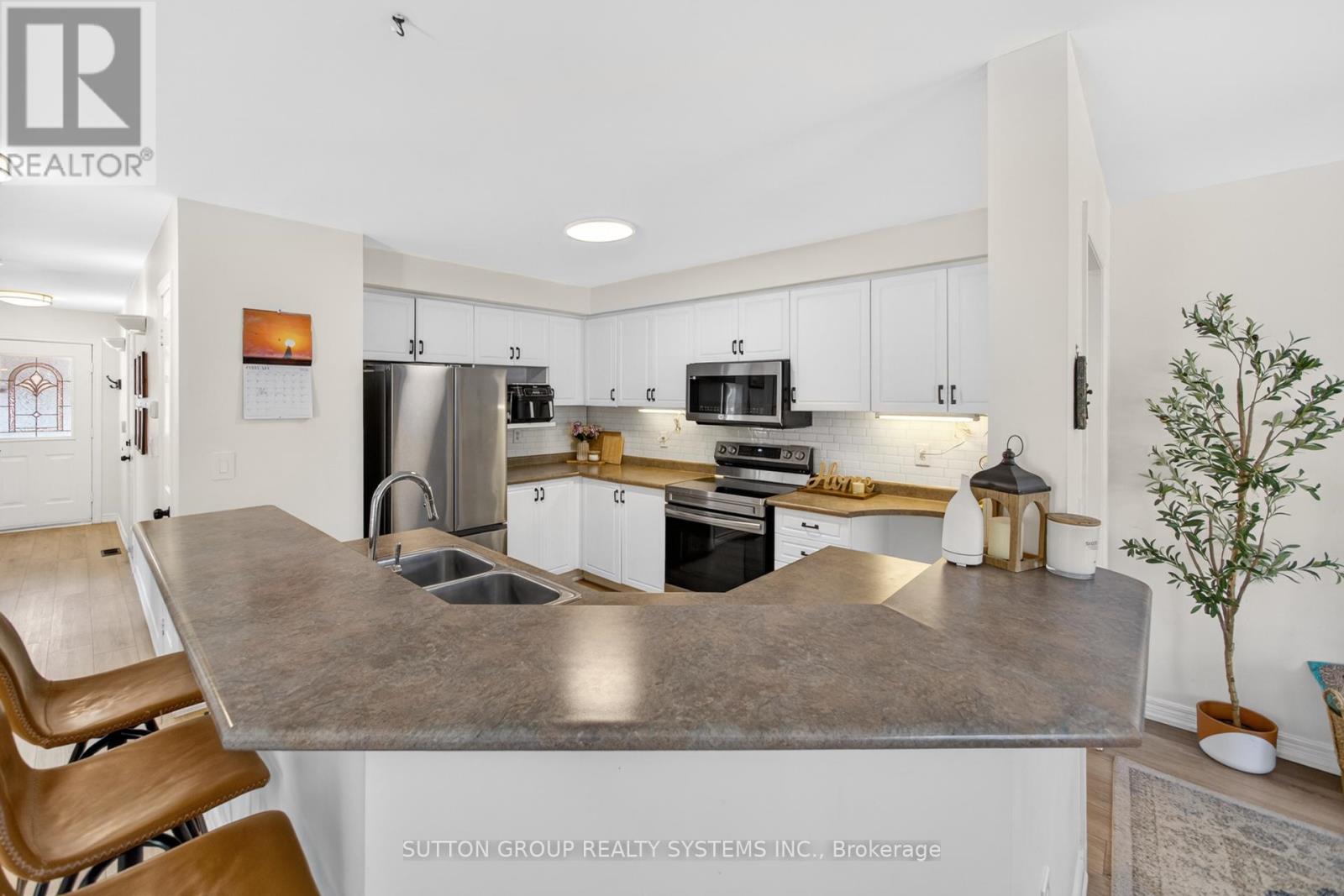 35 - 2871 Darien Road, Burlington, Ontario  L7M 4R6 - Photo 6 - W12756172