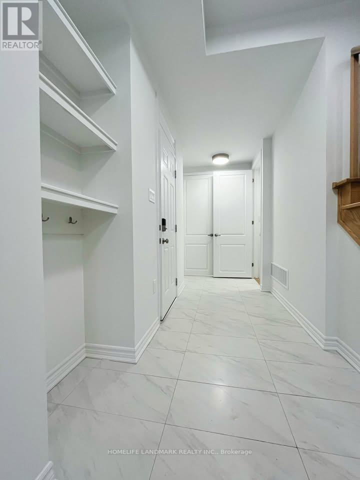 1208 Granary Street, Oakville, Ontario  L6H 7Y3 - Photo 2 - W12756180