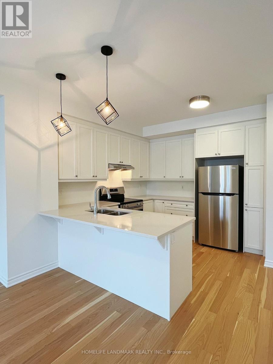 1208 Granary Street, Oakville, Ontario  L6H 7Y3 - Photo 4 - W12756180